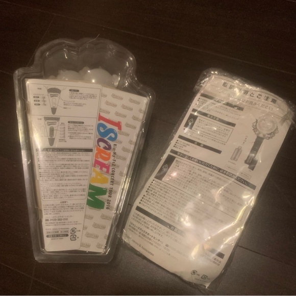 Johnnys Kis-My-Ft2 concert penlights (2pcs) - Picture 2 of 2